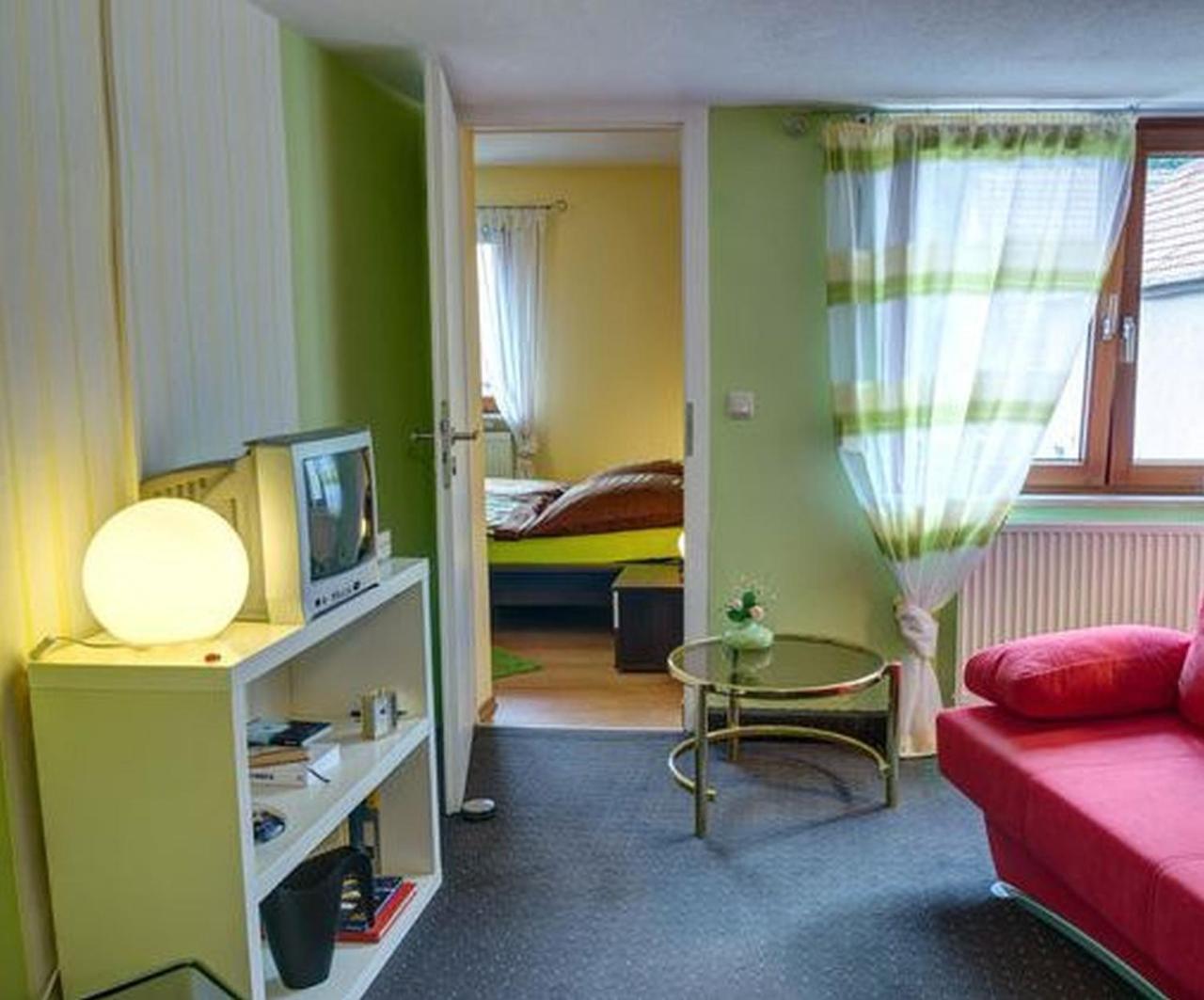 Siegfried Roeder Apartment *