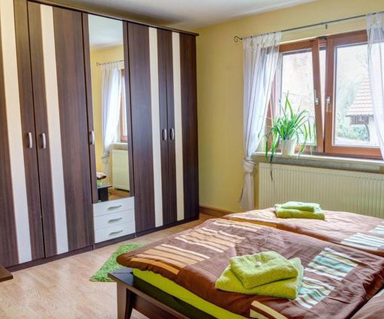 Siegfried Roeder Apartment *